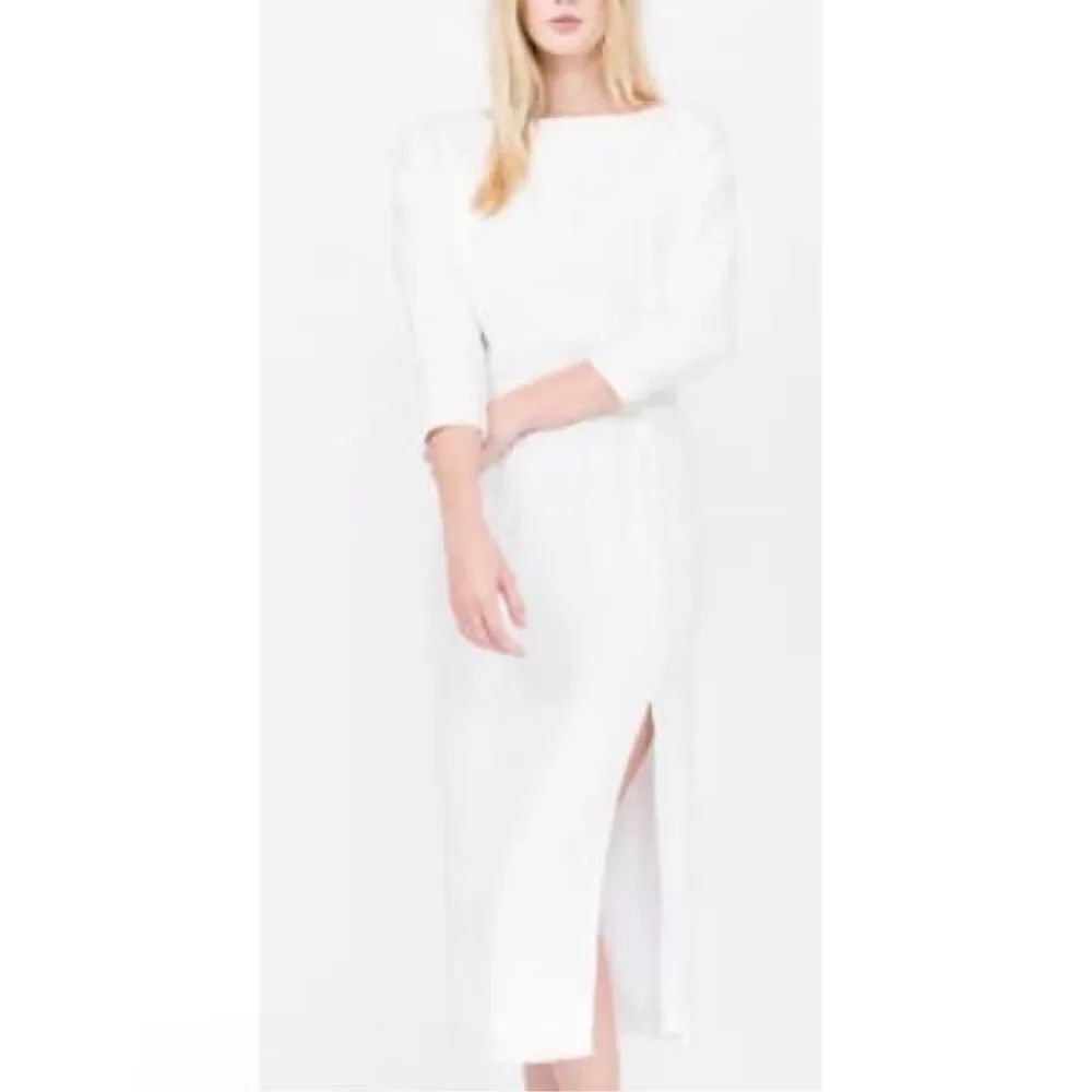 Quinn NWT 100% silk white dolman sleeve sheath dress size 6